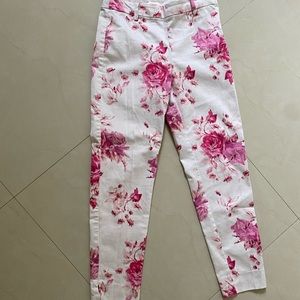 floral leggings/jeans